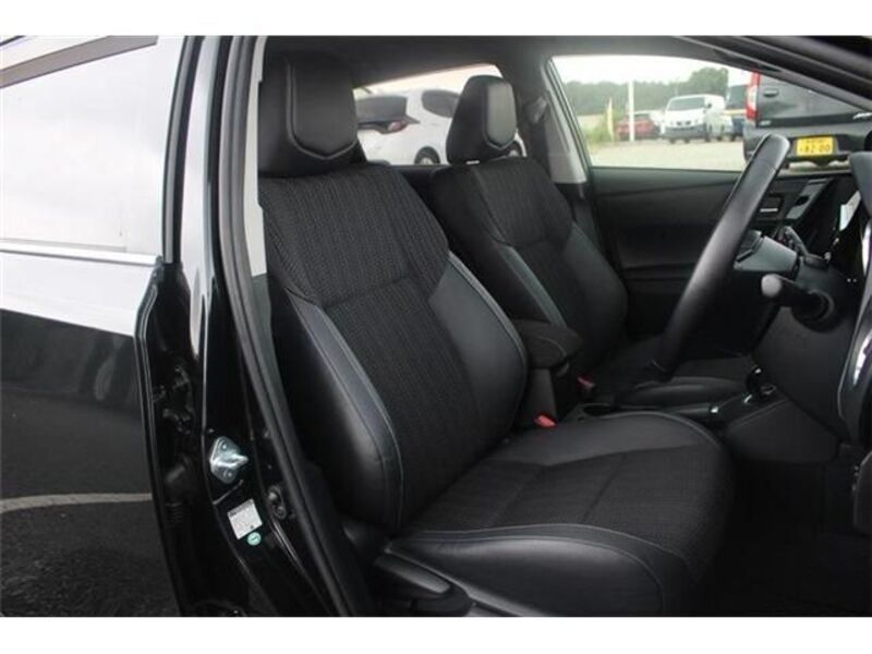 AURIS HYBRID