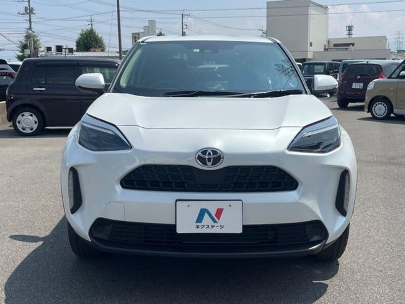 YARIS CROSS