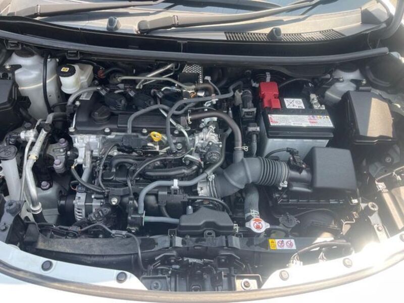 YARIS CROSS
