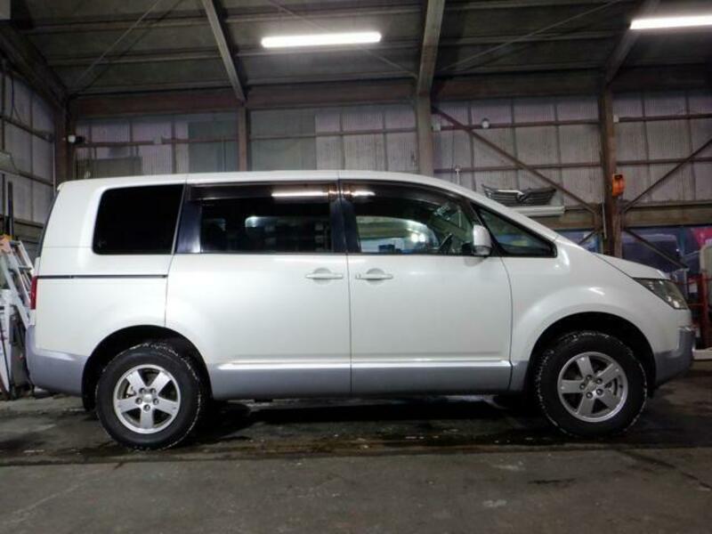 DELICA D5