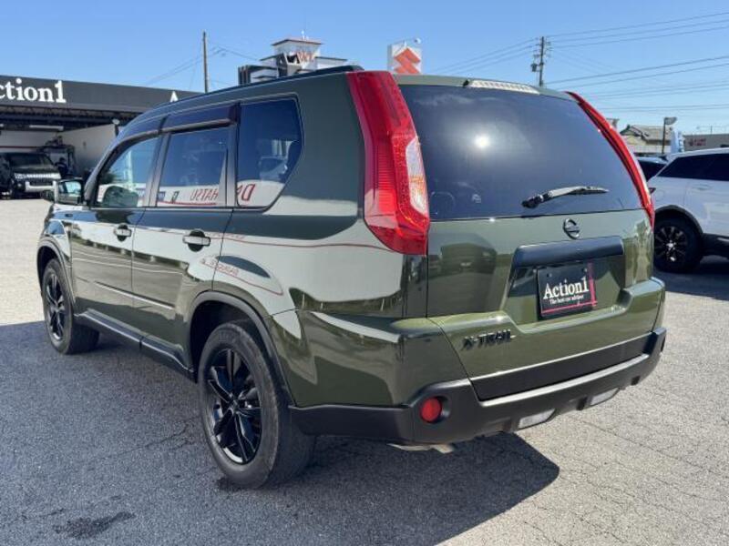 X-TRAIL