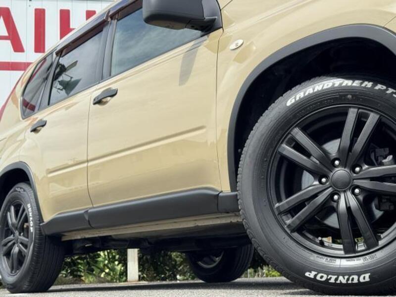 X-TRAIL