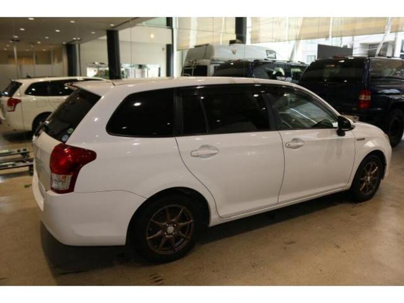 COROLLA FIELDER