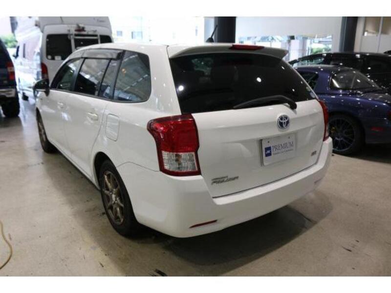 COROLLA FIELDER
