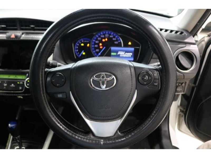 COROLLA FIELDER