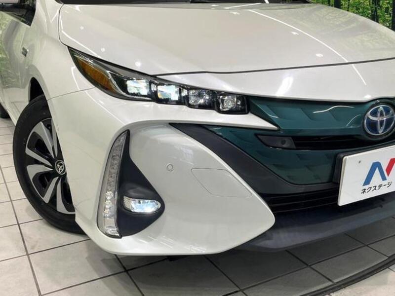PRIUS PHV