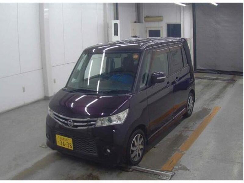 NISSAN ROOX