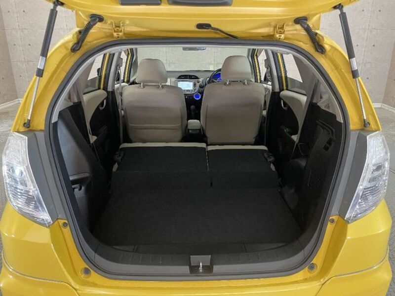 FIT HYBRID