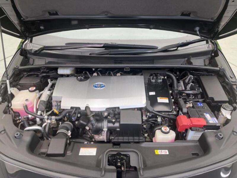 PRIUS PHV