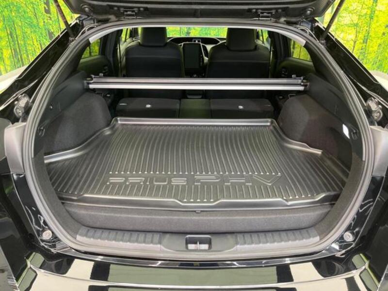 PRIUS PHV