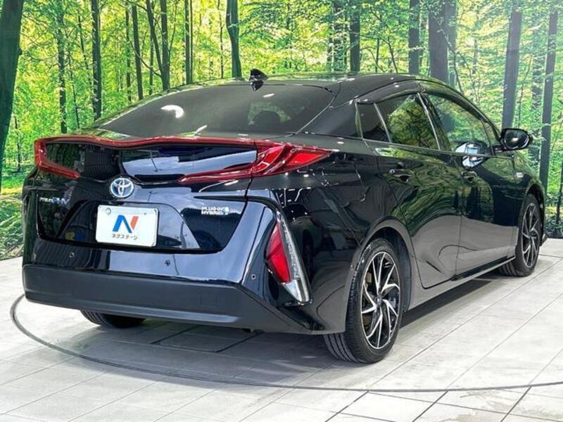 PRIUS PHV
