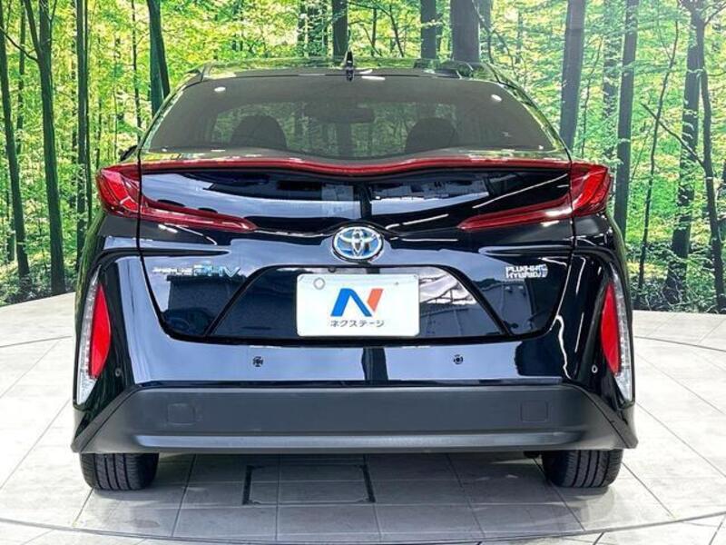 PRIUS PHV