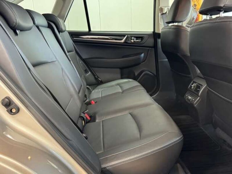 LEGACY OUTBACK