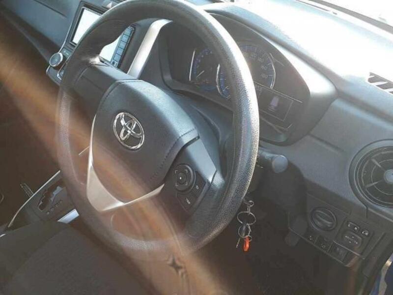 COROLLA FIELDER