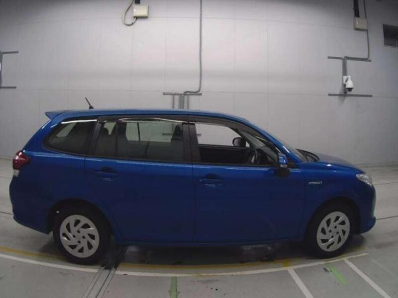 COROLLA FIELDER