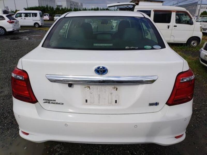 COROLLA AXIO