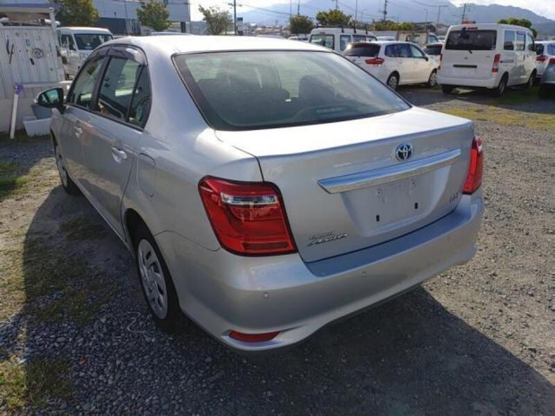 COROLLA AXIO