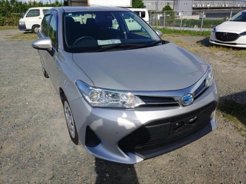 COROLLA AXIO