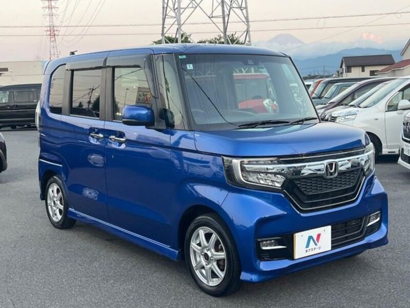 N BOX CUSTOM