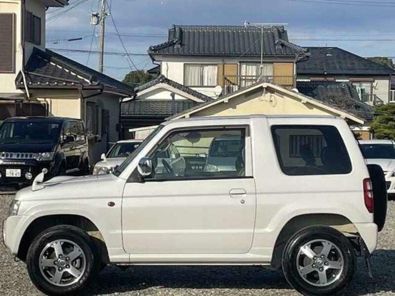 PAJERO MINI