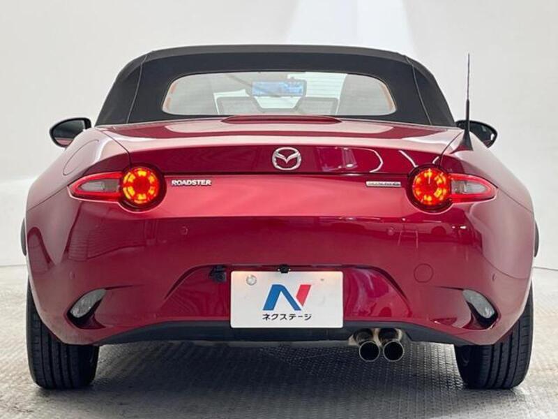 ROADSTER