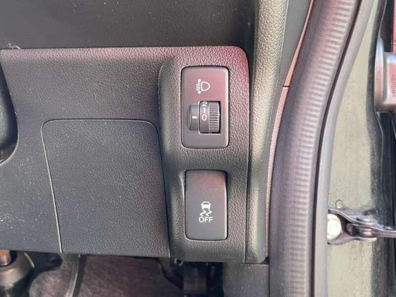 N BOX