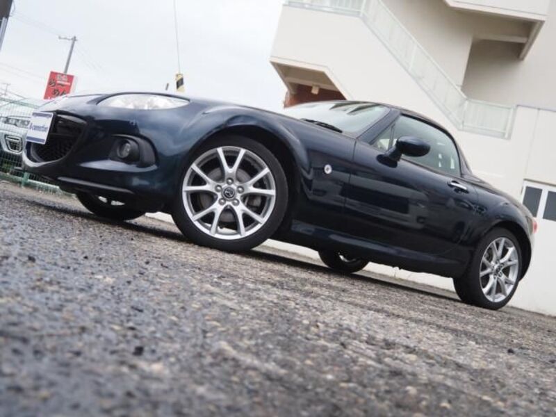 ROADSTER