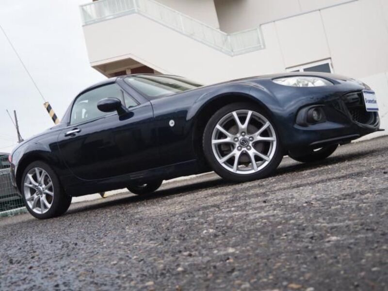 ROADSTER