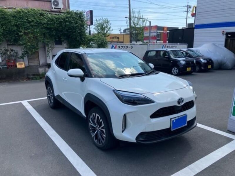 YARIS CROSS-0