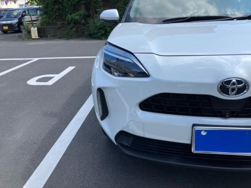 YARIS CROSS