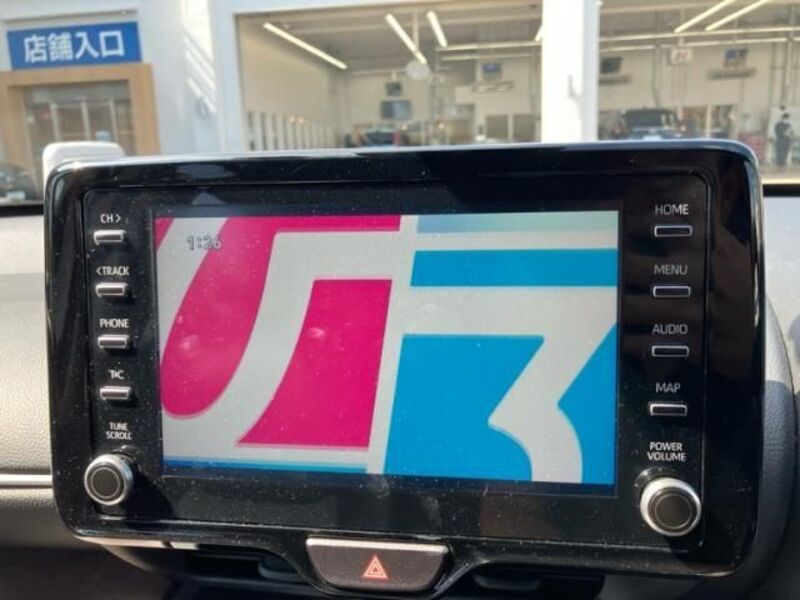 YARIS CROSS
