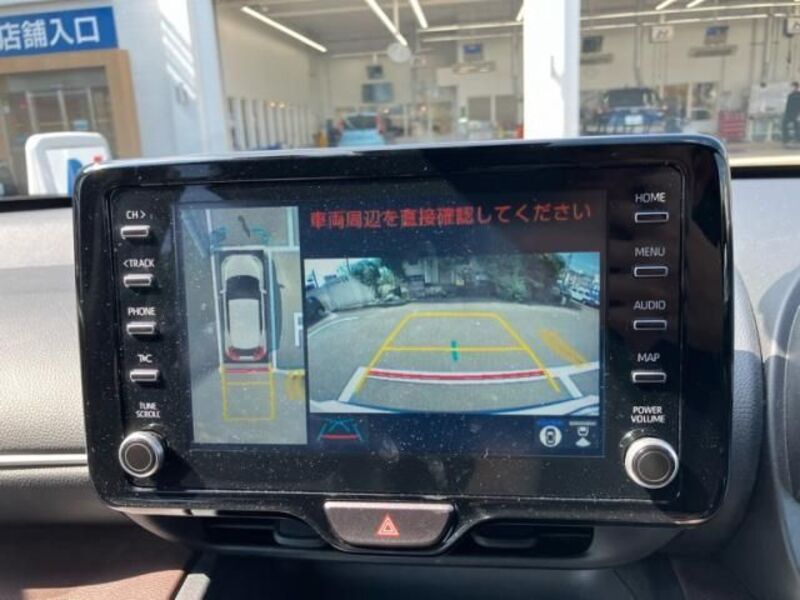 YARIS CROSS