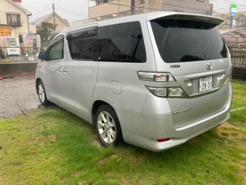 VELLFIRE