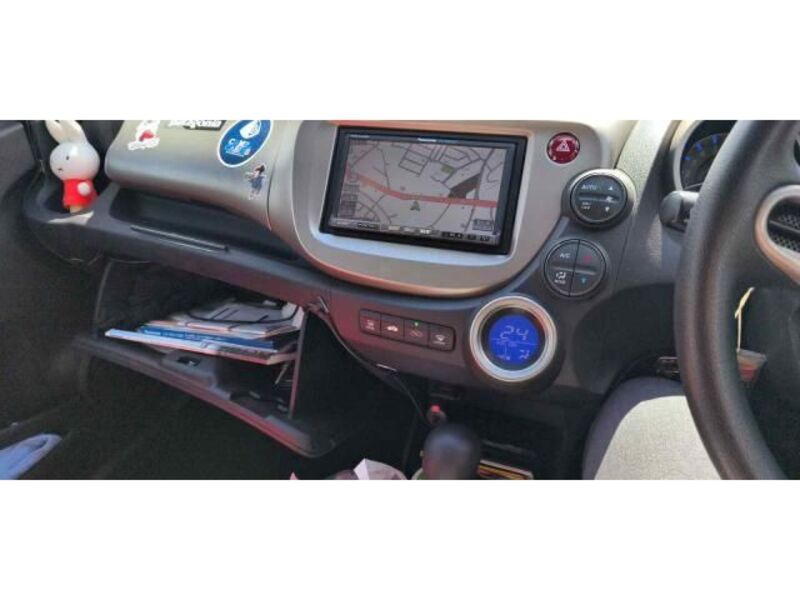 FIT HYBRID