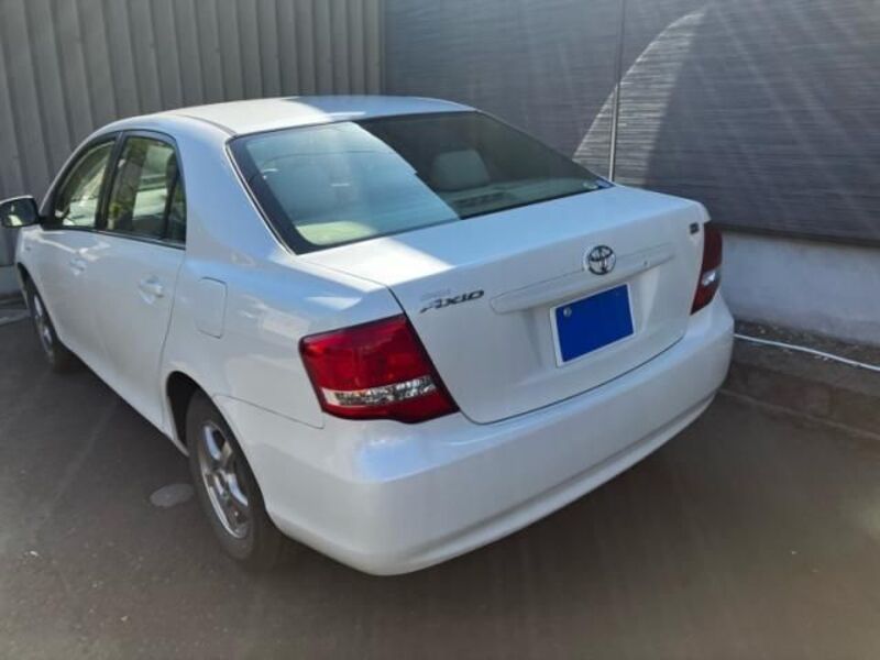 COROLLA AXIO