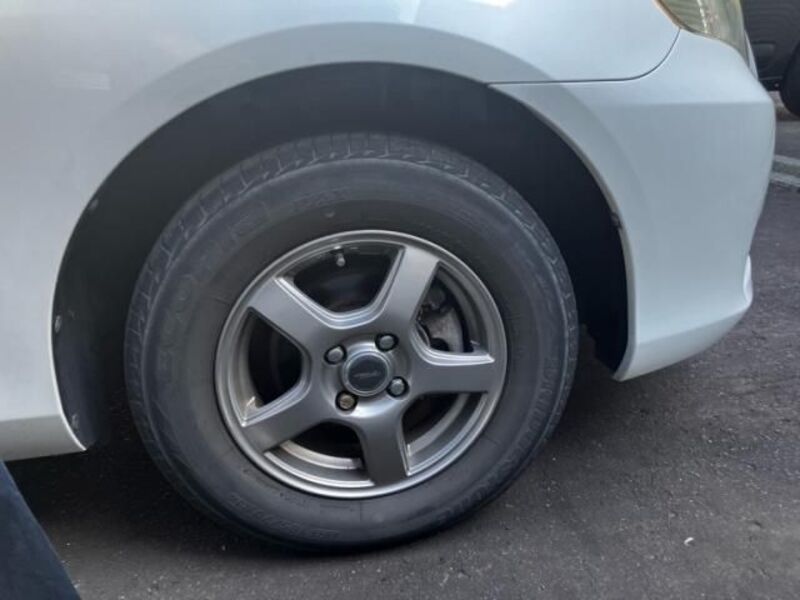 COROLLA AXIO