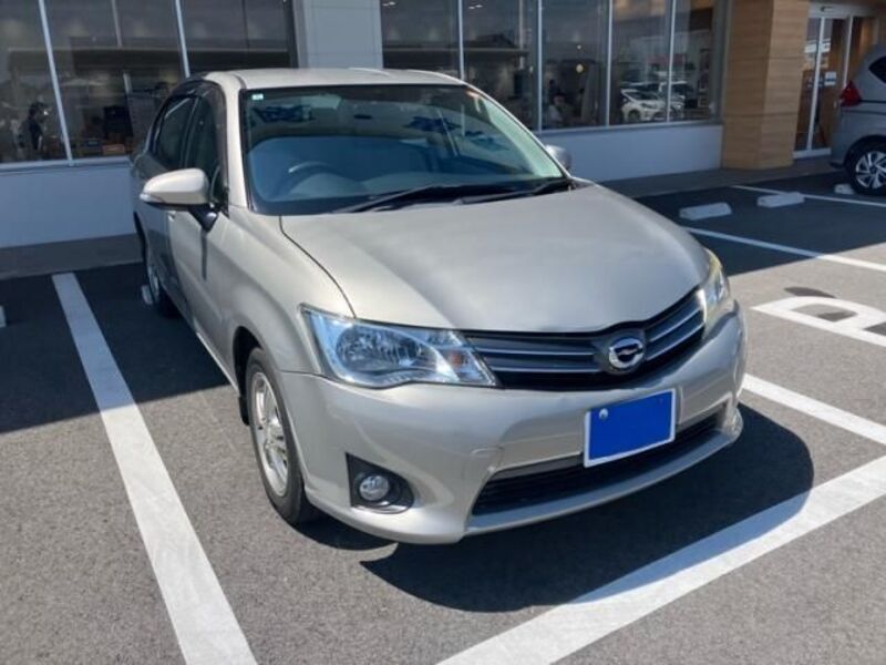 COROLLA AXIO