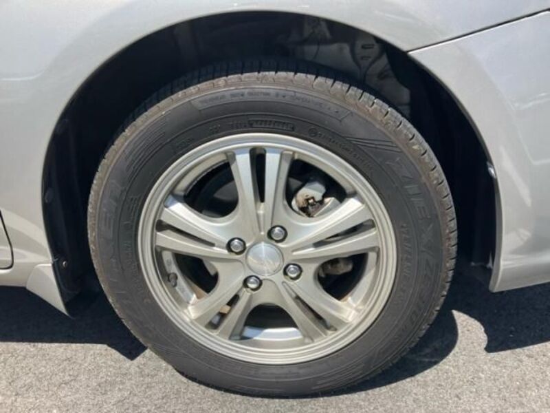 COROLLA AXIO