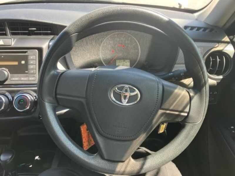 COROLLA AXIO