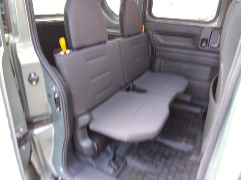 N-VAN