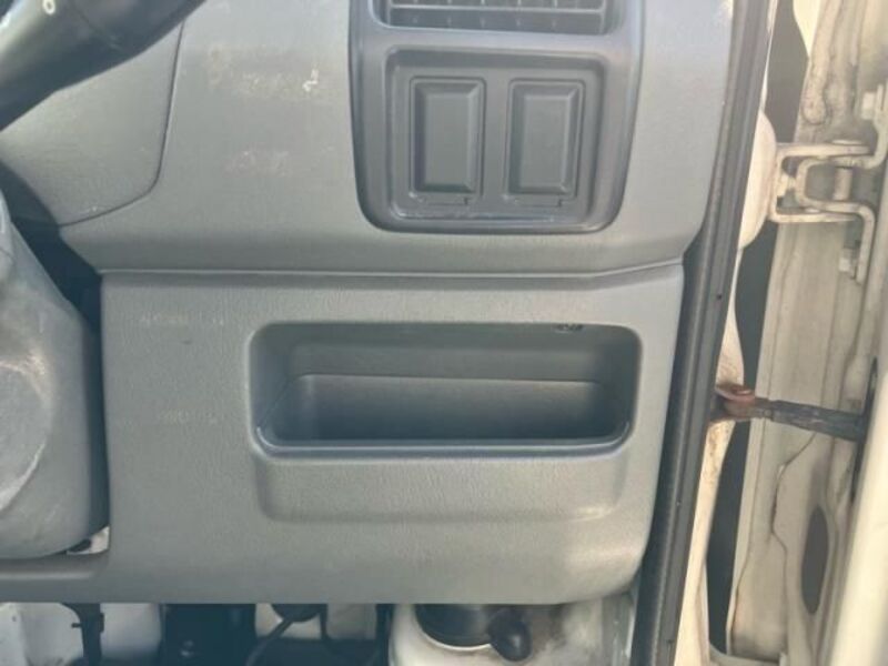 MINICAB TRUCK