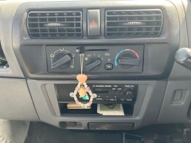 MINICAB TRUCK