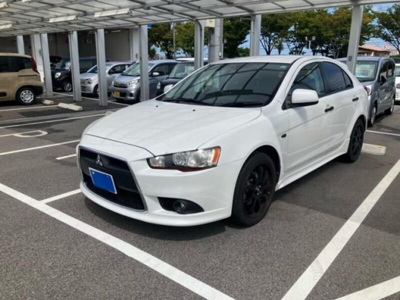 MITSUBISHI GALANT FORTIS SPORTBACK
