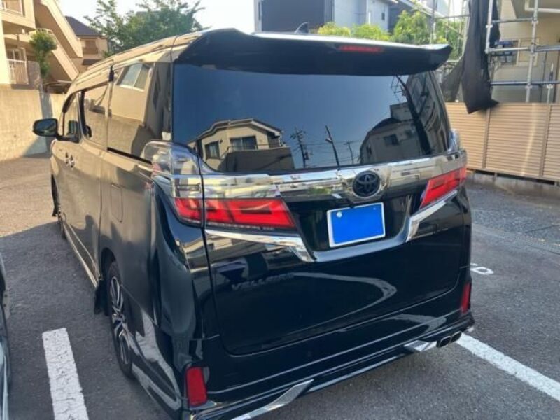 VELLFIRE