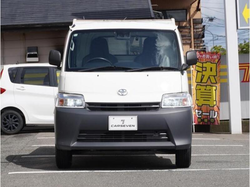 TOWNACE TRUCK