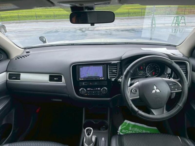 OUTLANDER PHEV