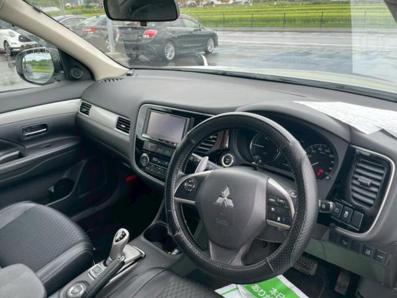 OUTLANDER PHEV