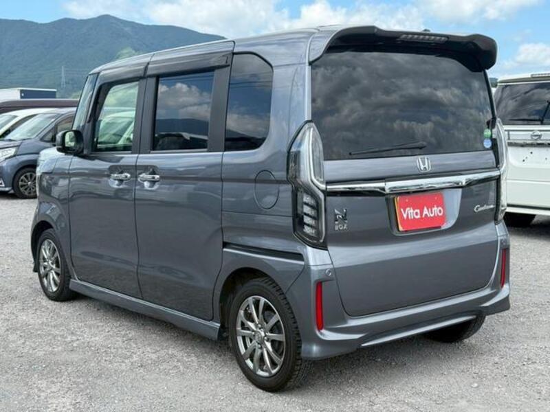 N BOX CUSTOM