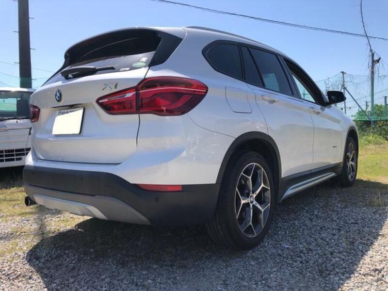 X1