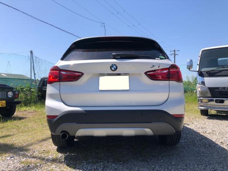 X1